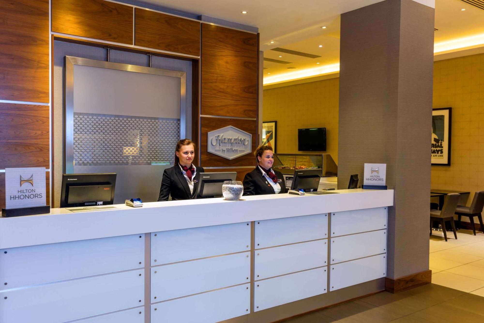 Готель Hampton By Hilton London Кройдон Екстер'єр фото